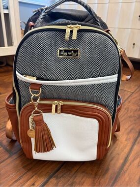 Itzy Ritzy Black Herringbone, White & Brown Backpack Purse